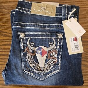 NWT! Miss Me Dark Wash Jeans with Embroidered Longhorn Pocket Size 30/34